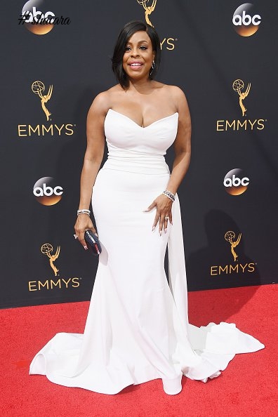 BLACK GIRLS RED CARPET LOOKS TO THE 2016 EMMY AWARDS