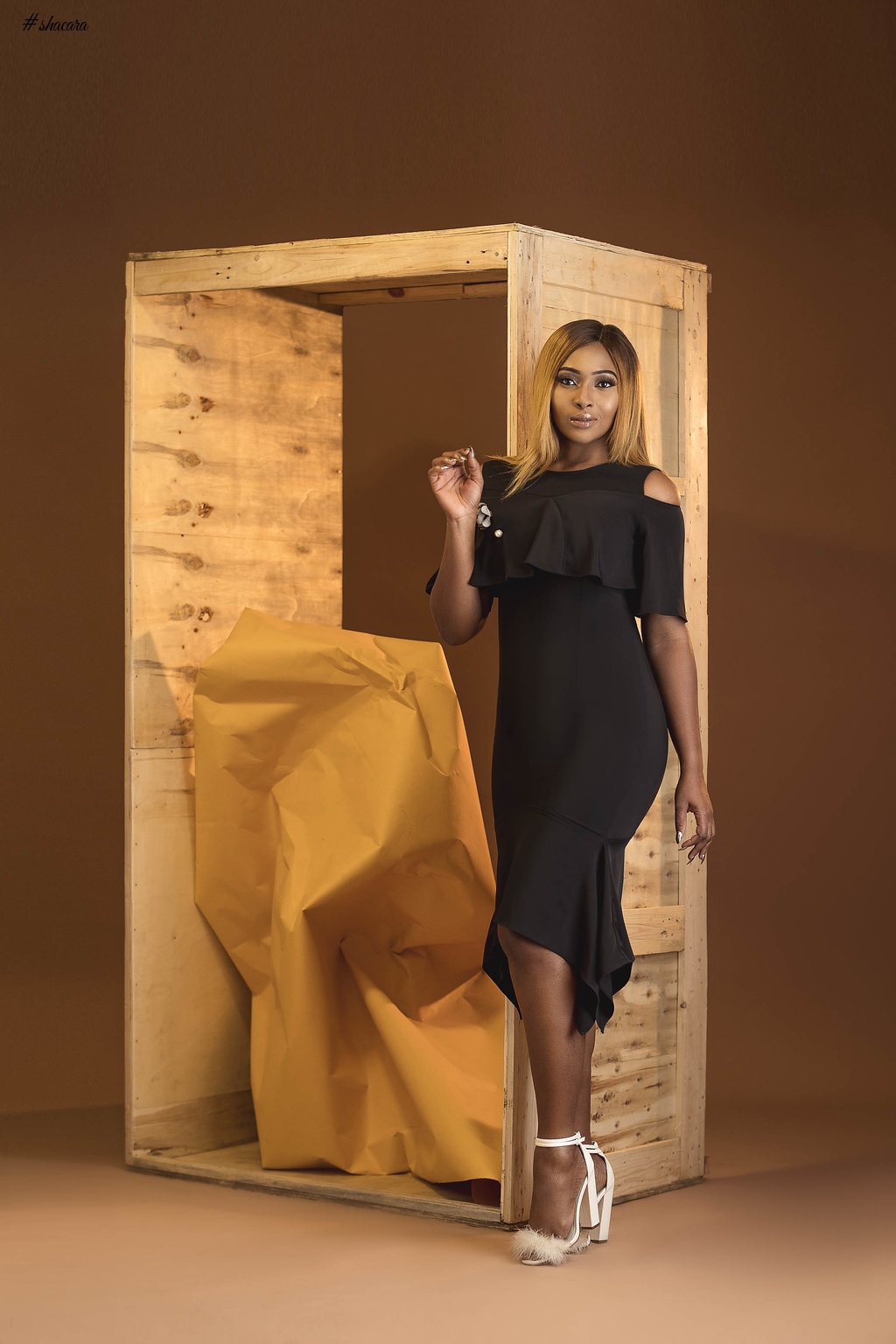 DOS Clothing Store Releases 2017 Summer Edit Featuring Lilian Esoro