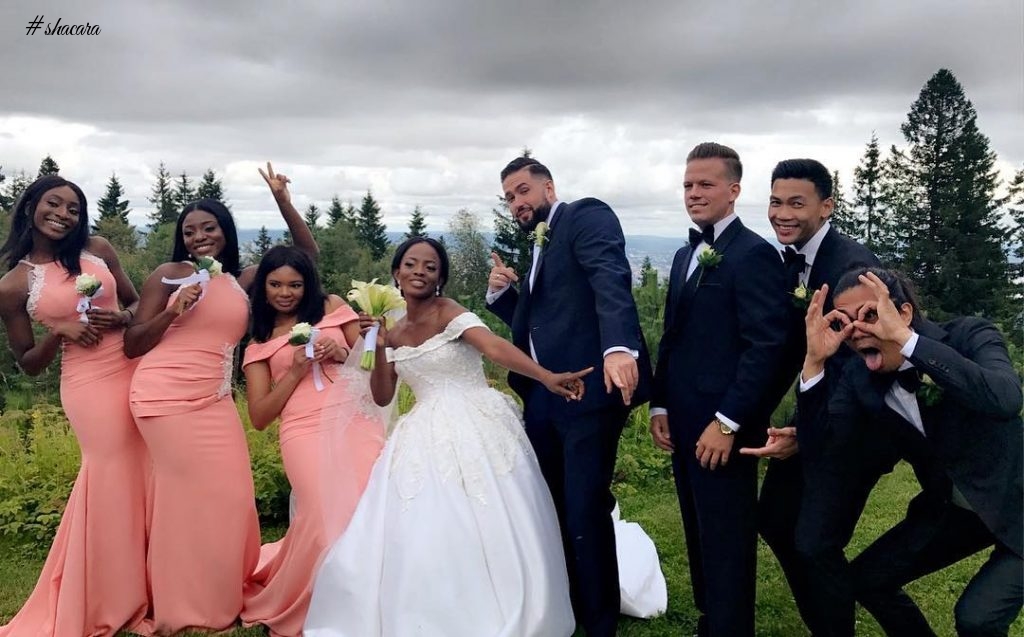 TOKE MAKINWA IS BLAZING HOT AT SISTER’S WEDDING