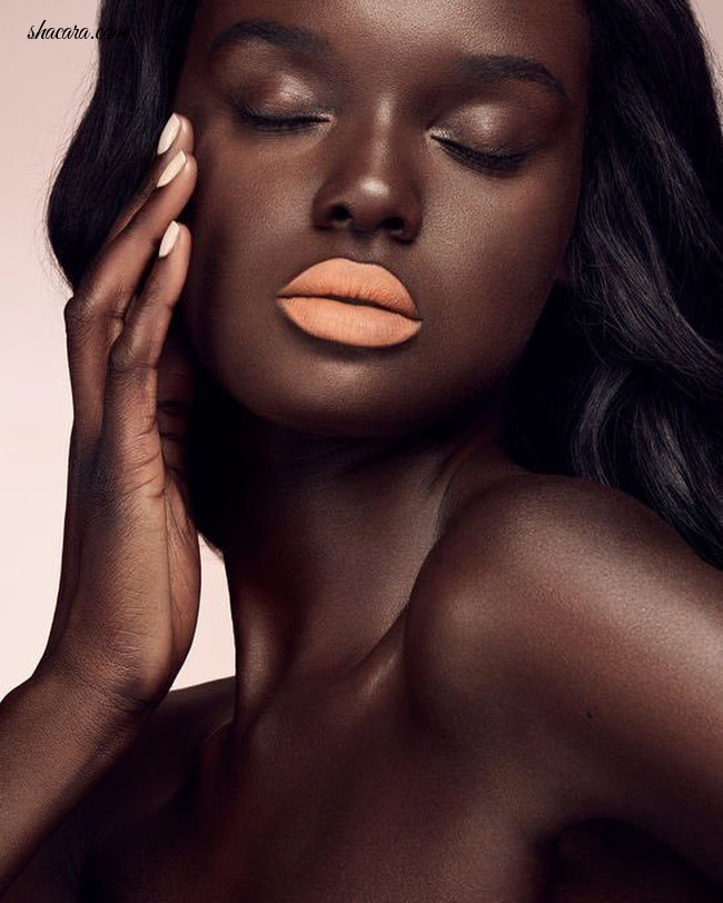 Duckie Thot rocking 6 different shades of Fenty Beauty