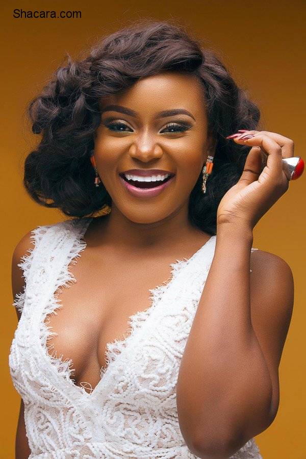 ACTRESS NSIKAN ISAAC RELEASED PHOTO’S AND THEY ARE AMAZING