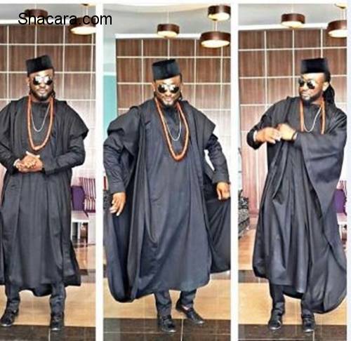 The Male Wedding Guests In Agbada