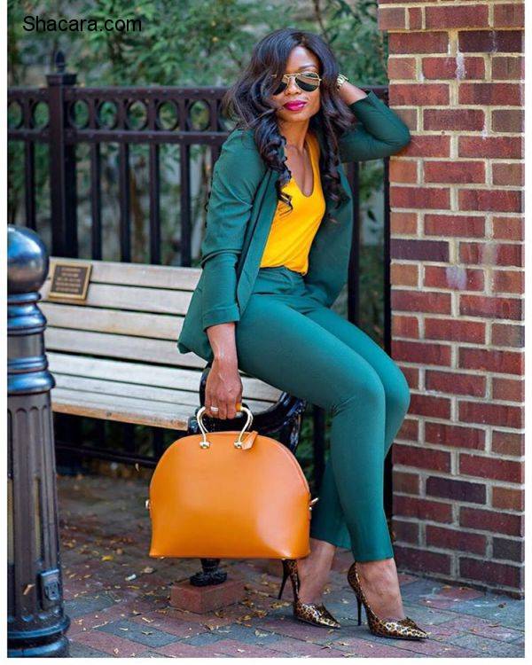 Moderate But Blazing Style Inspiration! Outfits To Wear For The Office Ladies