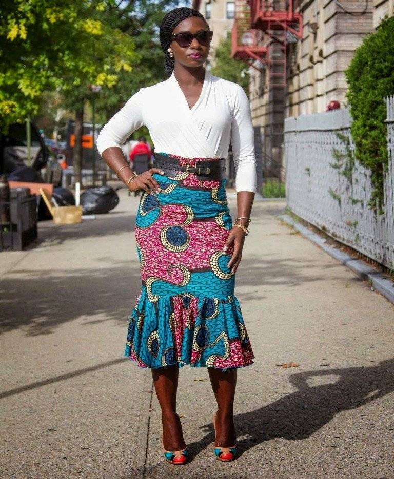 HOW TO MAKE THE MOST OF YOUR ANKARA PENCIL MIDI SKIRT