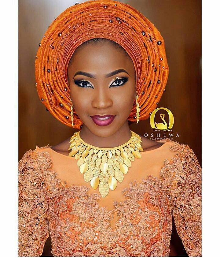 FABULOUS ASO OKE GELE PERFECT FOR THE STUNNING BRIDES