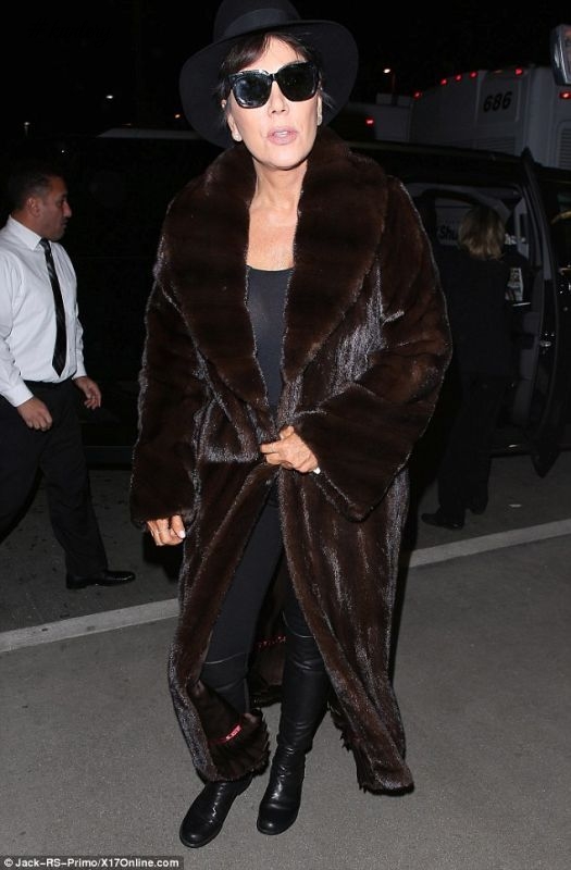 20 Celebrities Rockin The Mink Fur Style