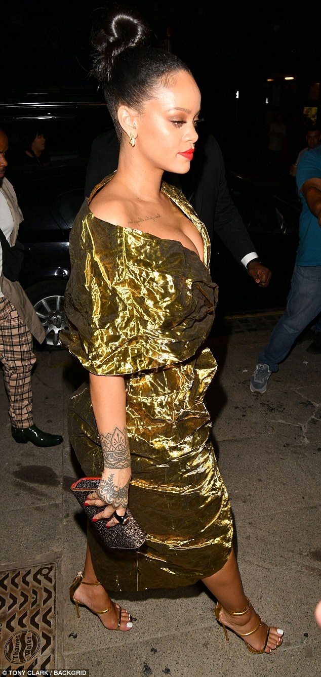 Rihanna Commands Attention With Her Exquisite Look At Ocean’s 8 Premiere After-party