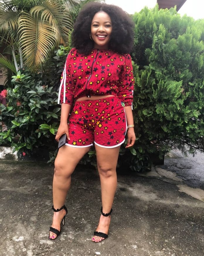 2018 Women Are Still Oozing With Confidence In African Print Fashion; Check These Styles Out