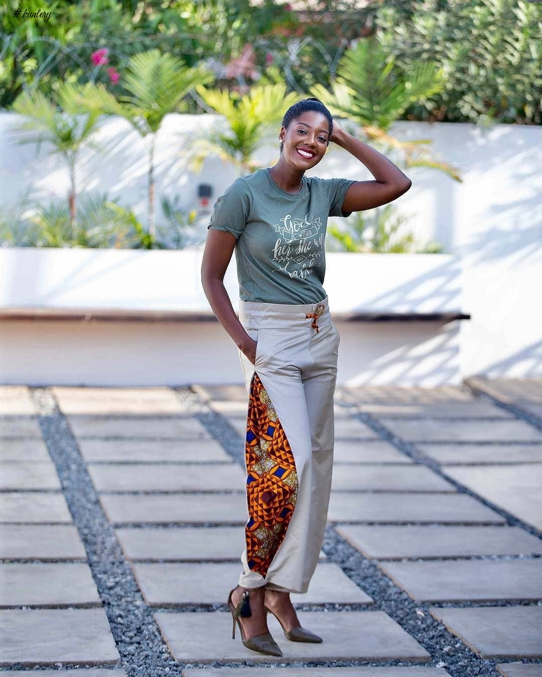 Inidima Okojie In Her Crazy Ankara Styles Would Leave You Greening With Envy!