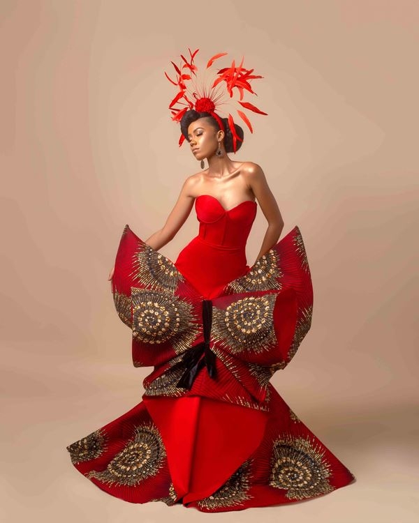 In a romantic season spirit, Nigerian couturier, Maison De Helen has just released a jaw-dropping post-Valentine campaign seasoned with the art of statement dressing.  Creatively directed by Smart Courage, the single campaign