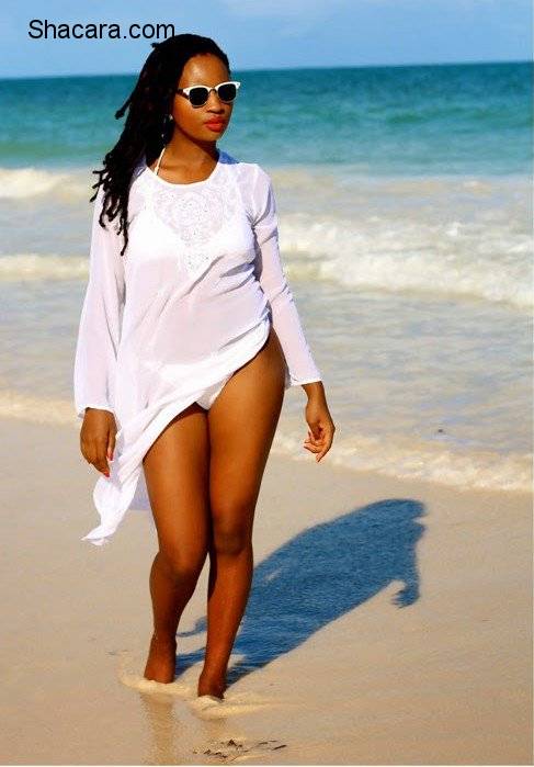 HERE ARE THE BEST SUMMERY WAYS TO COVER UP AT THE BEACH