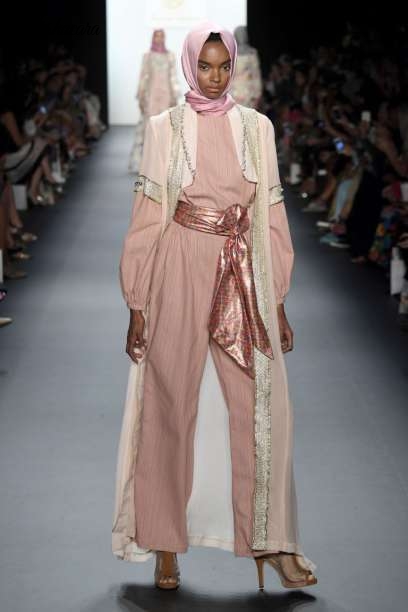 INDONESIAN DESIGNER HASIBUAN SHOWCASES THE FIRST EVER HIJAB COLLECTION AT THE NYFW