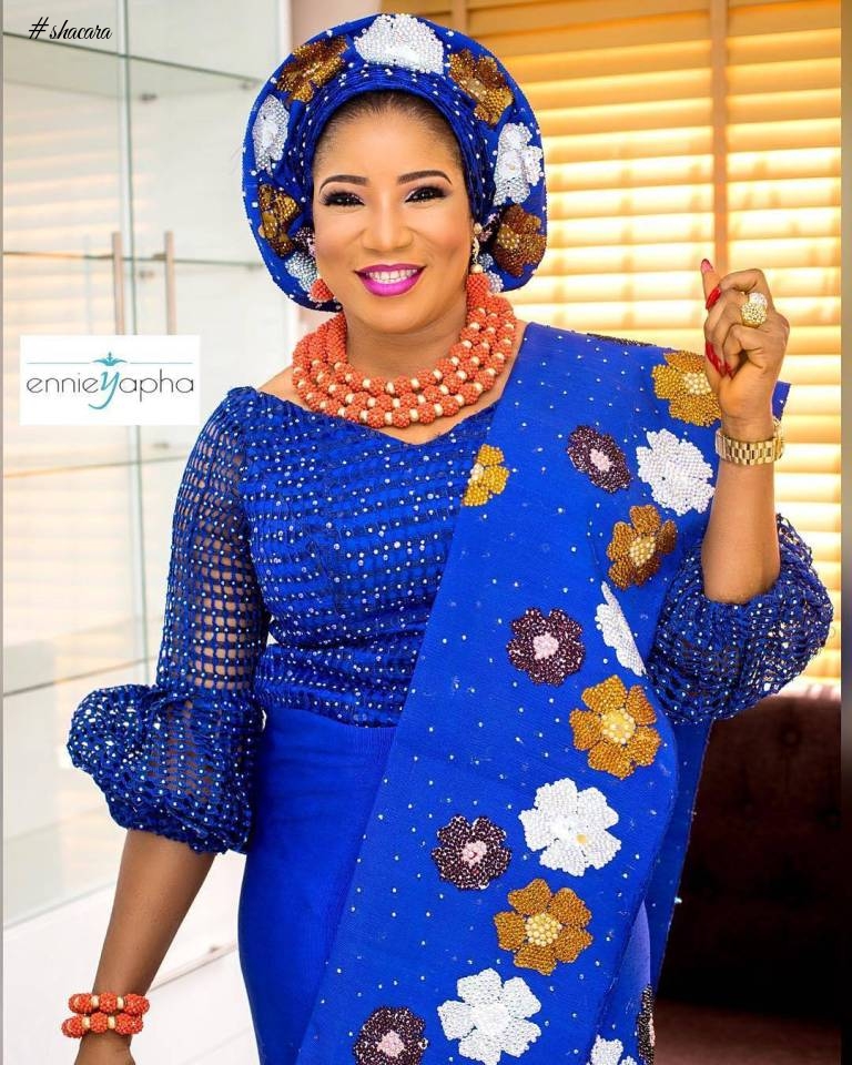EYE POPPING AND MOUTH WATERING INTRODUCTION OUTFITS WE SAW OVER THE WEEKEND