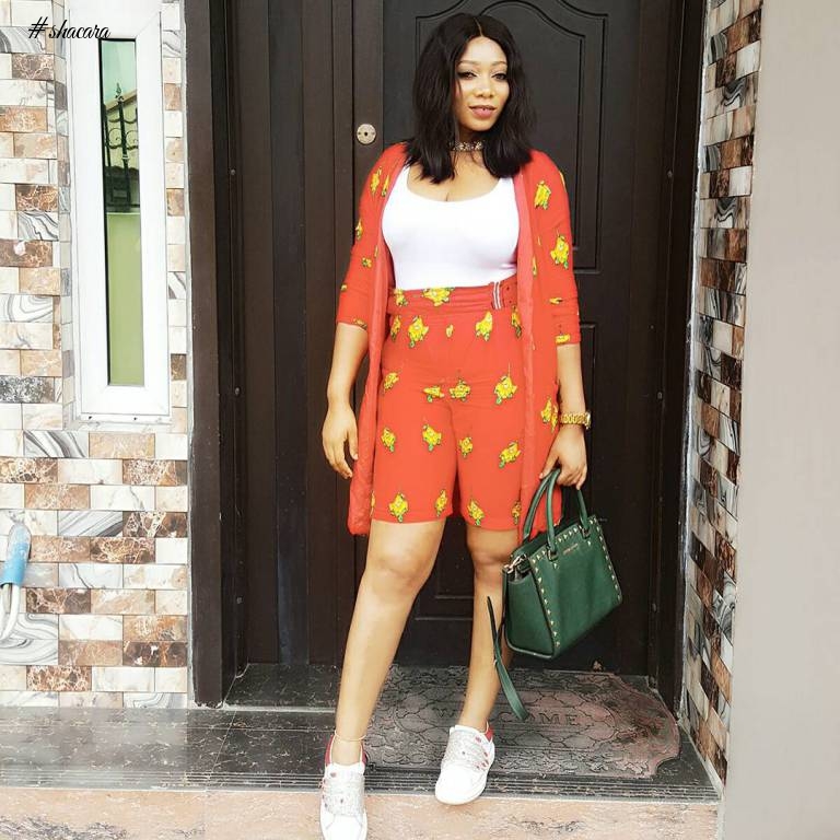 SPANKING LATEST ANKARA STYLES FOR THE SLAY QUEEN