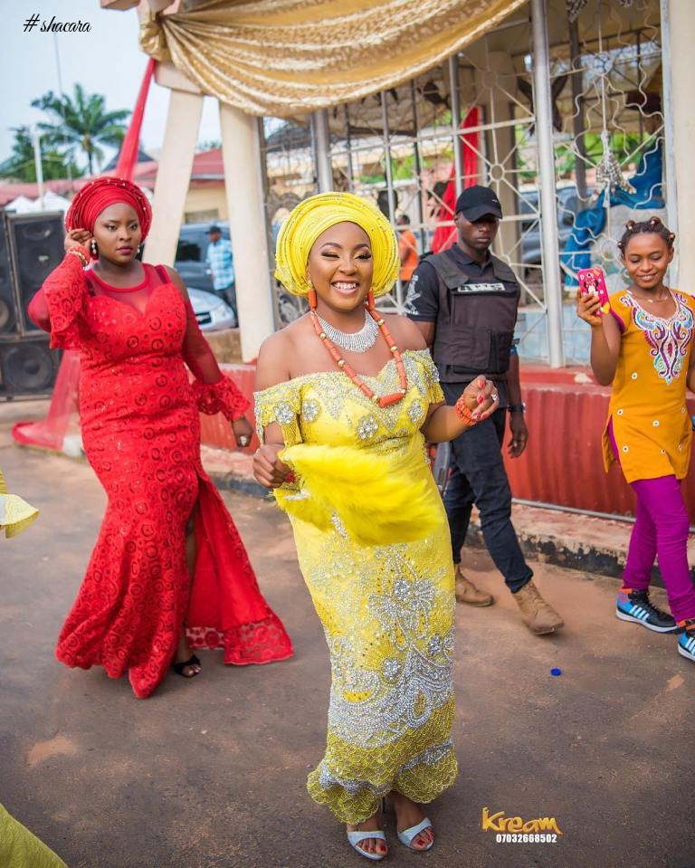 CHECK OUT THESE CUTE WEDDING PICTURES