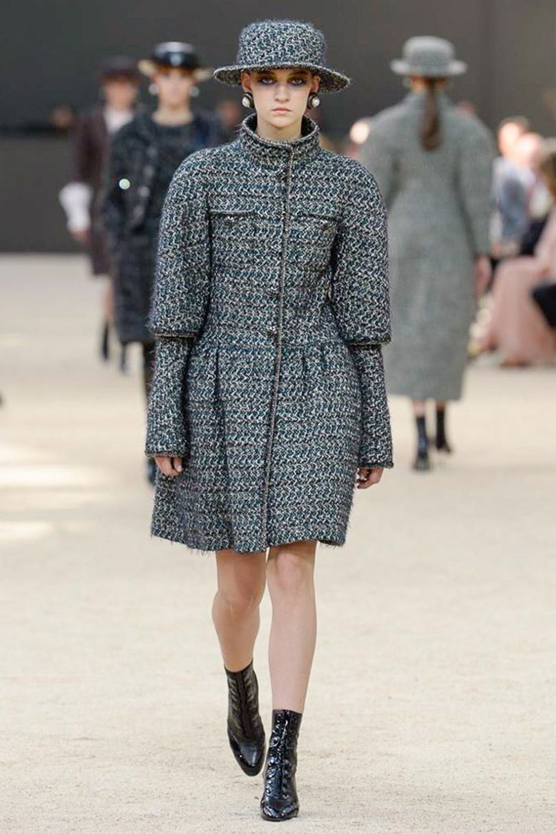 Paris Couture Fashion Week: Chanel Autumn/Winter 2017 Couture Collection