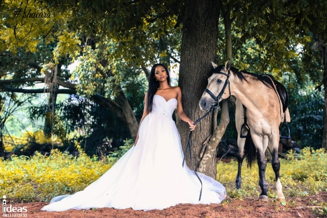 Elizabeth & Lace Bridal Presents the Happy & Free Spirited Bride in New Shoot!
