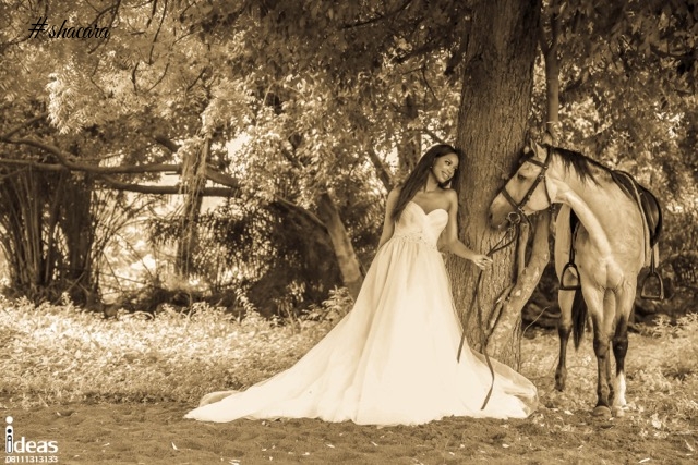 Elizabeth & Lace Bridal Presents the Happy & Free Spirited Bride in New Shoot!