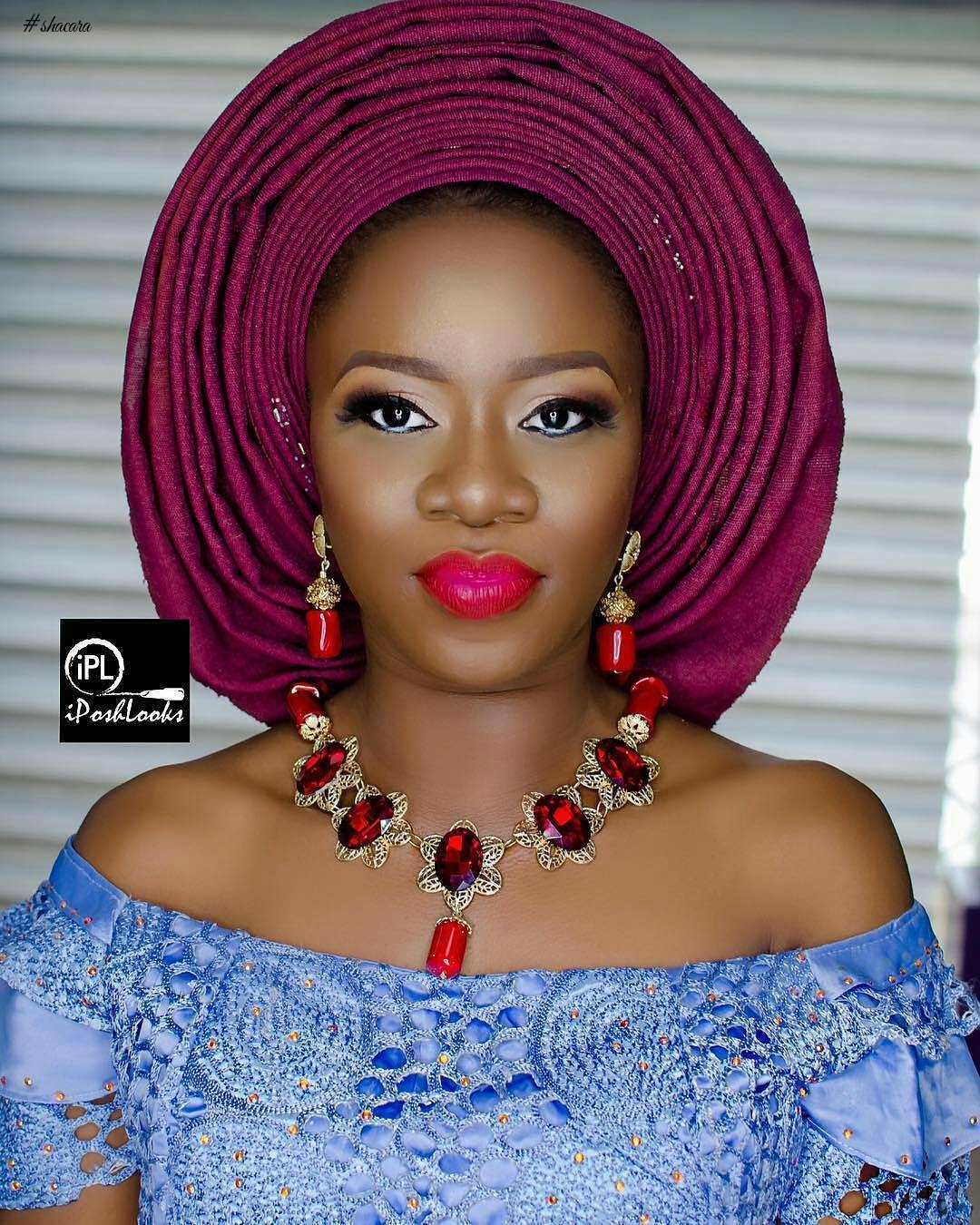 GELE IN PICTURES