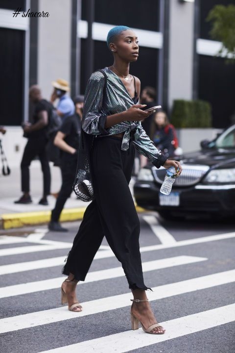 AWESOME STREET STYLE LOOKS FROM NEW YORK FASHION WEEK SPRING 2018