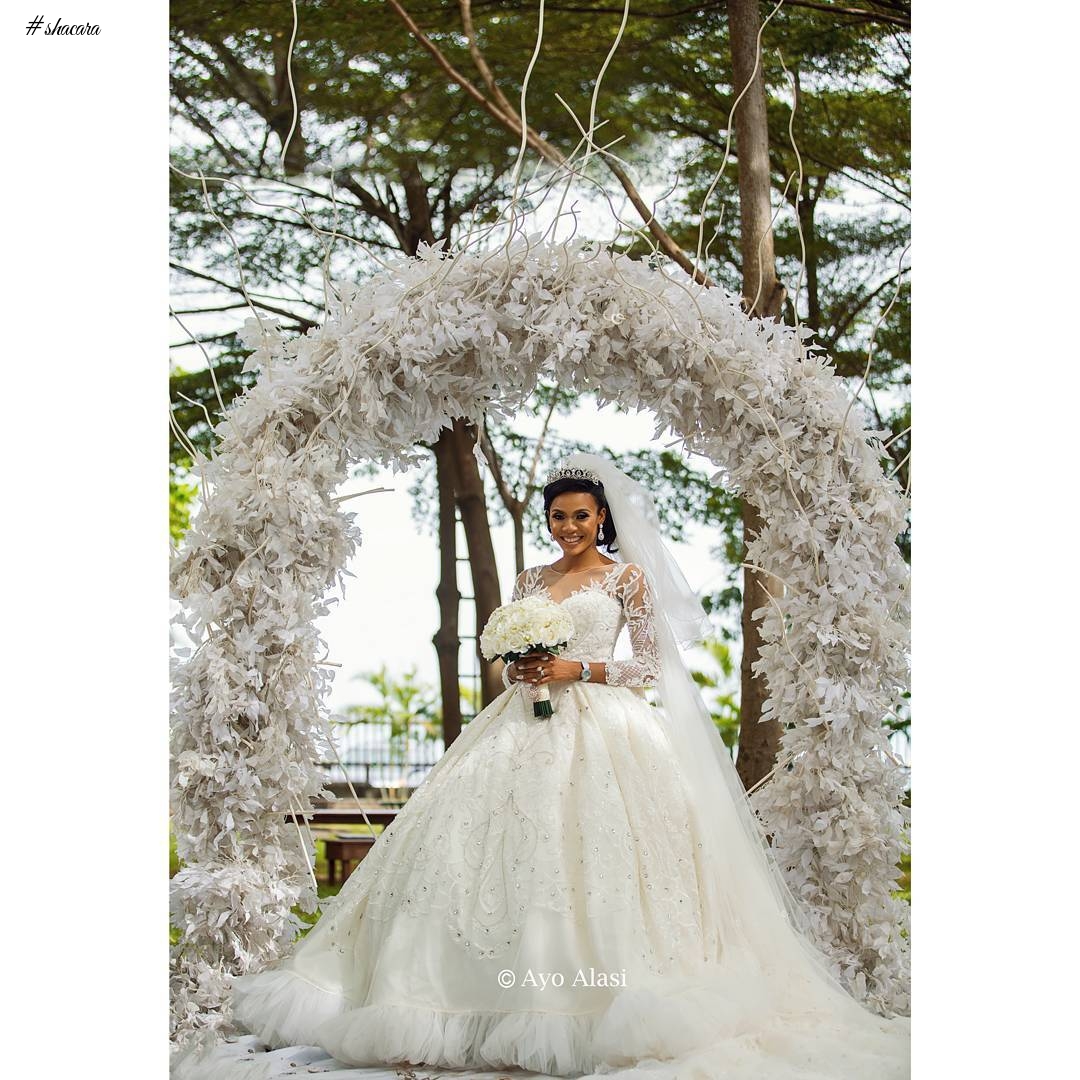#TheCasuals17! First Photos From Yomi Casual & Grace Amarachukwu Makun’s White Wedding