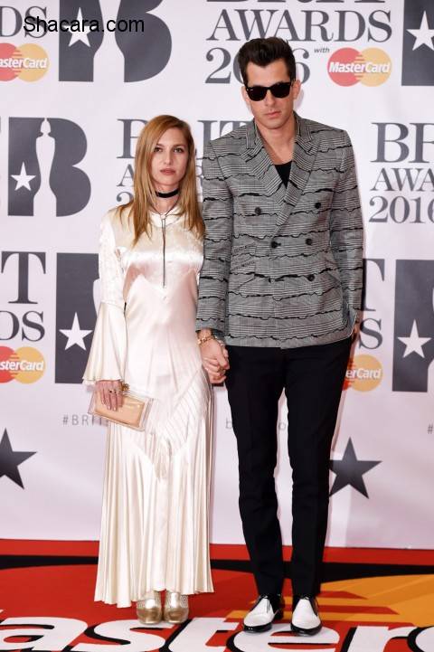BRIT AWARDS 2016: SEE ALL THE PICS COUPLES FASHION