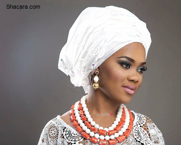 TRADITIONAL MAKEUP LOOK-BOOK FOR BRIDES-TO-BE