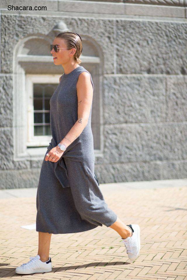 15 Chic Ways To Style White Sneakers