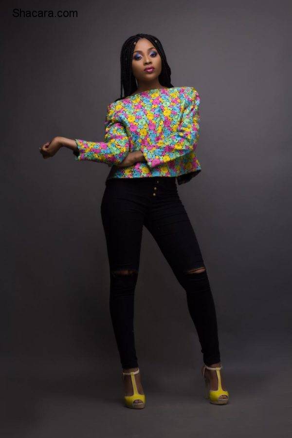GHANIAN MUSICIAN ADINA THEMBI STUNS IN NEW PHOTO’S