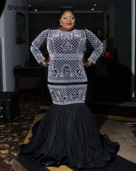 FIRST LOOK AT CELEBRITIES AT THE 2016 #AMAA AWARDS