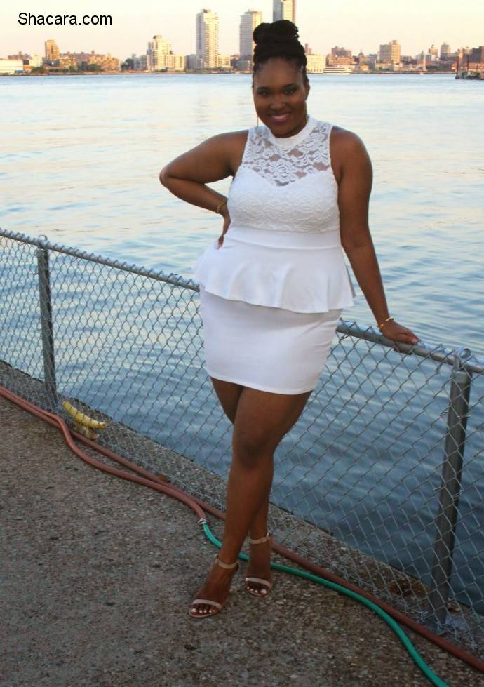 ALL-WHITE PLUS-SIZE OUTFIT IDEAS FOR THE WEEK
