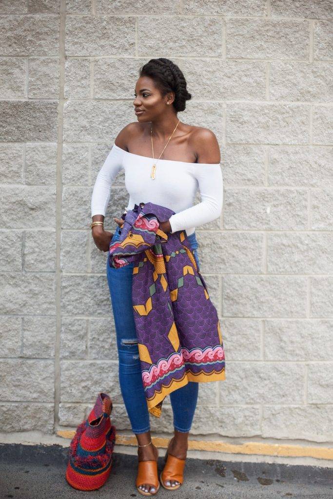 Designer Asiyami Gold Looks Gorgeous in Besida Online.