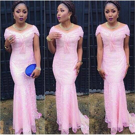 LATEST ASO EBI STYLES WE SAW AT THE NIGERIAN WEDDINGS