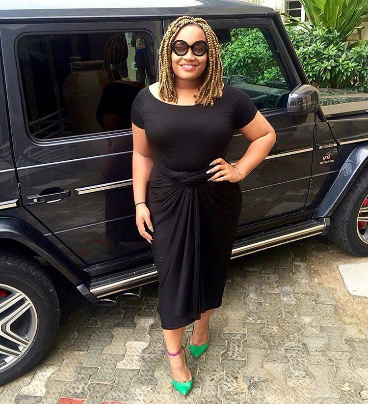 BOLD AND VIVACIOUS TAJE PREST