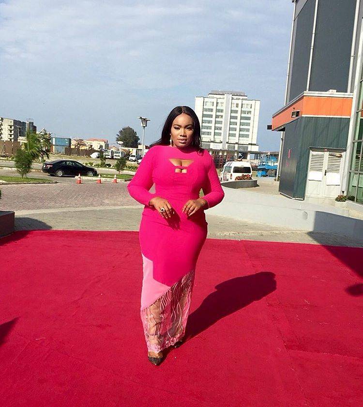 BOLD AND VIVACIOUS TAJE PREST