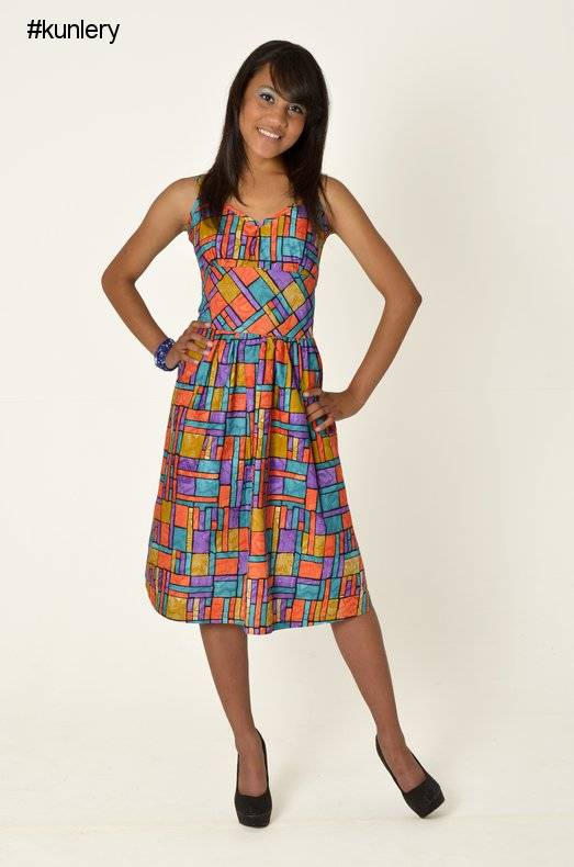FLAUNT YOUR FLAWLESS SKIN IN ANKARA SLEEVELESS DRESSES