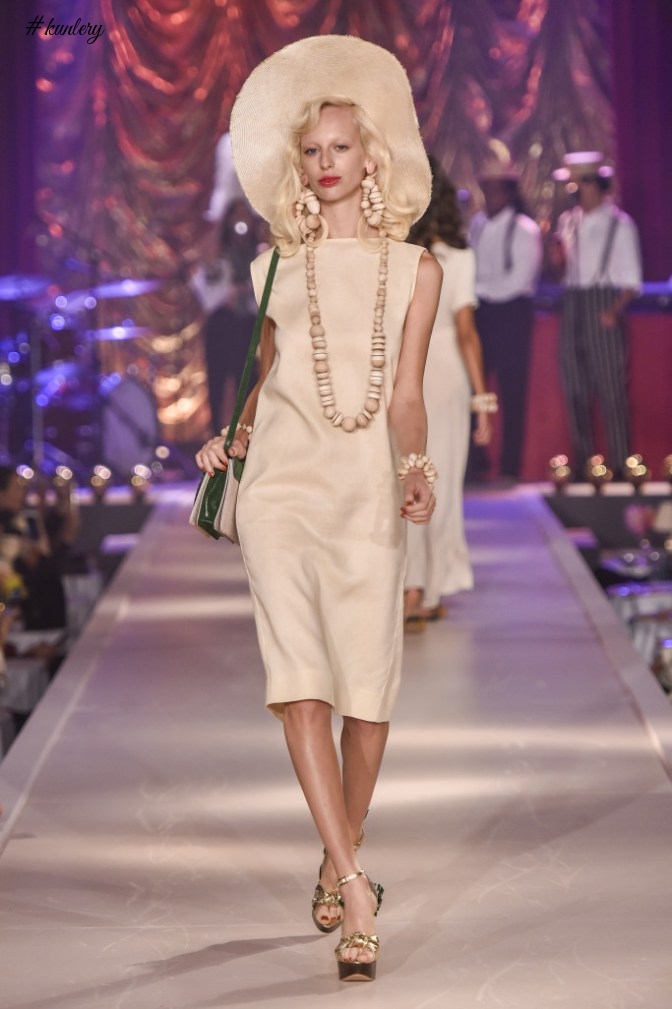 #LFW2016 – IT WAS A FRUITY AFFAIR AT CHARLOTTE OLYMPIA’S SPRING SUMMER 2017 PRESENTATION!