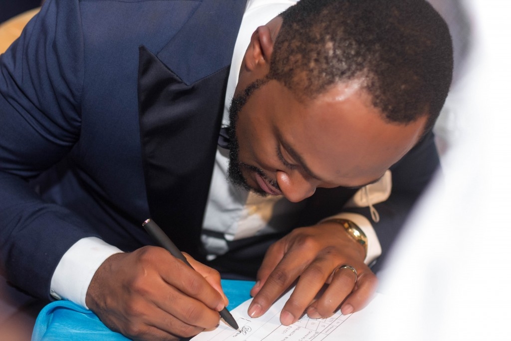 Official White Wedding Photos! Actor Blossom Chukwujekwu & Fashion Designer Maureen Ezissi | Uti, RMD, Linda Ejiofor, Adesuwa Etomi, Ufuoma McDermott, Yomi Casual, Yaw, More, Attend