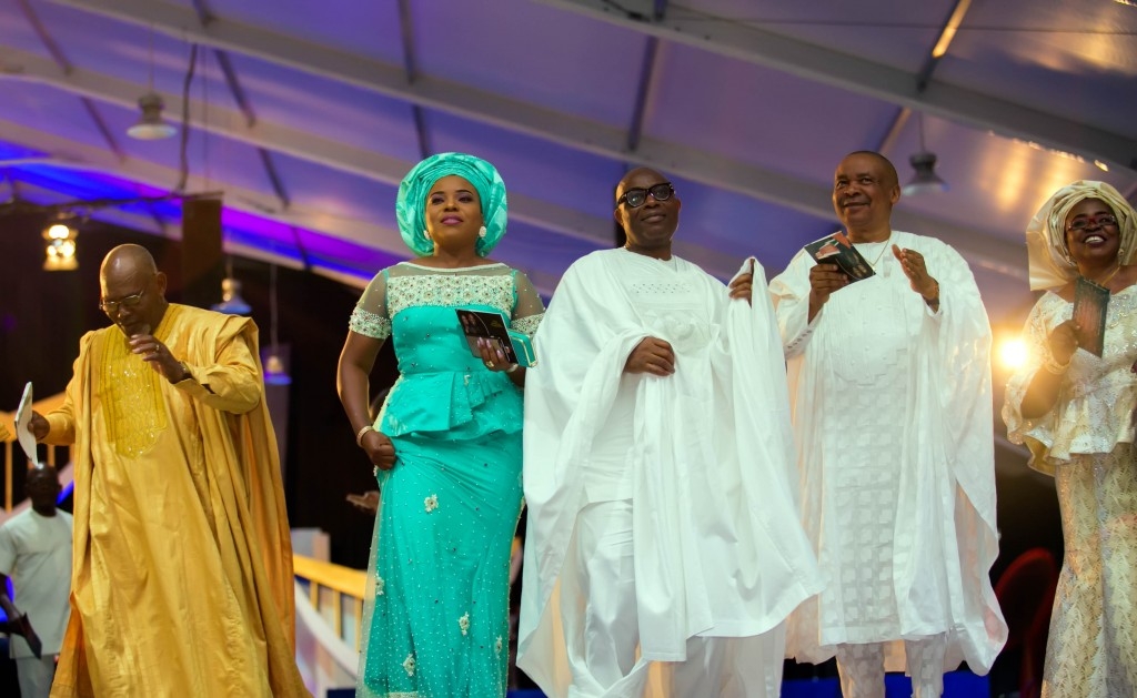 Official White Wedding Photos! Actor Blossom Chukwujekwu & Fashion Designer Maureen Ezissi | Uti, RMD, Linda Ejiofor, Adesuwa Etomi, Ufuoma McDermott, Yomi Casual, Yaw, More, Attend