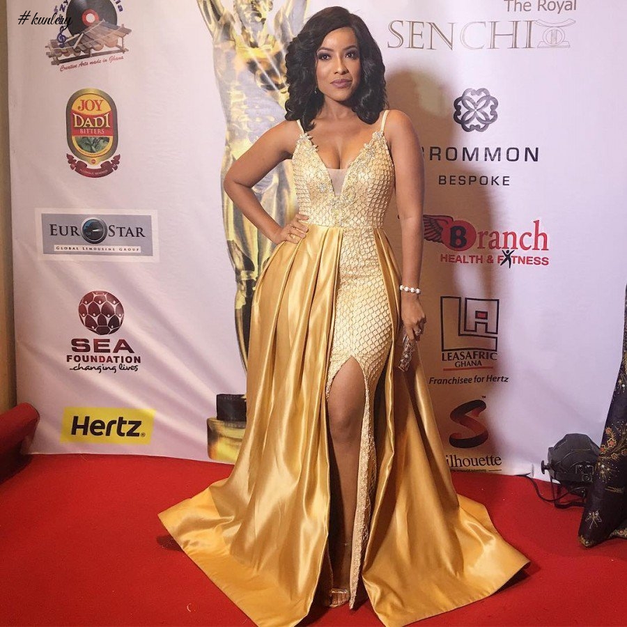 THE STYLISH AND CURVY JOSELYN DUMAS