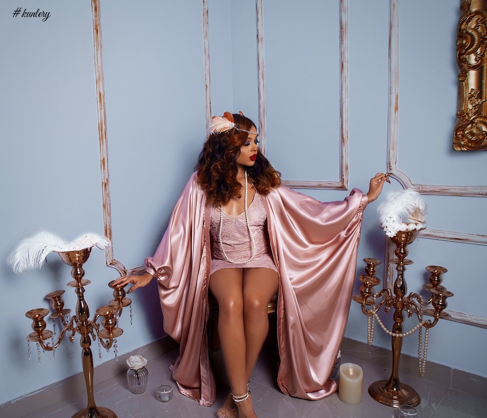 LOLA RAE IS THE PERFECT 1920’S DIVA IN NEW PHOTOS