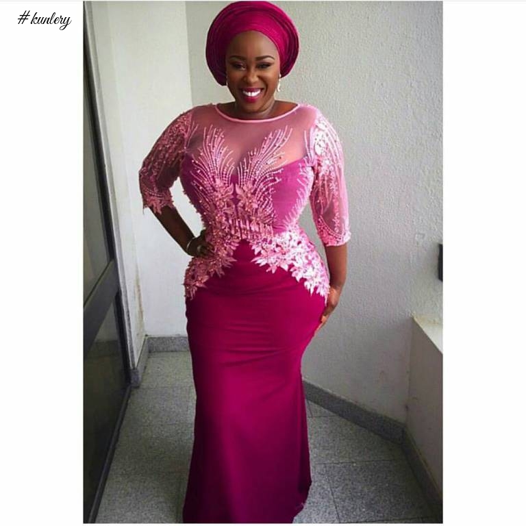 STUNNING ASOEBI PICTURES FROM STEPHANIE COKER’S WEDDING