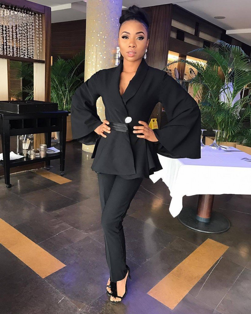 WHAT CELEBRITIES ARE WEARING