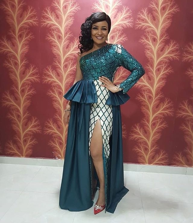 STAY LIT AND TRENDY IN THE LATEST ASOEBI STYLES