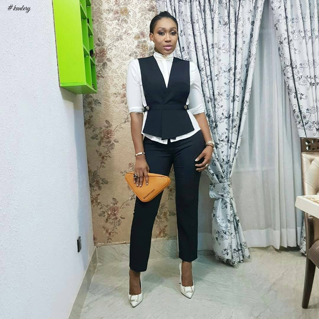 FAB BUSINESS CASUAL ATTIRES FOR THE LAST WORK WEEK OF THE YEAR