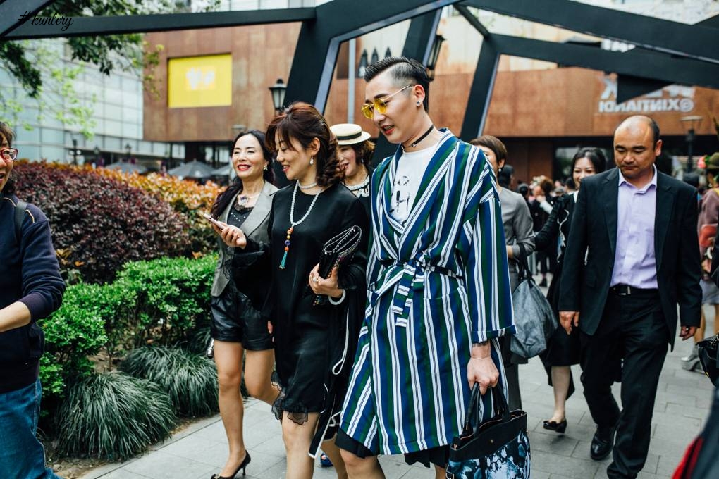 Check Out The Street Style Looks From Shanghai Fashion Week!
