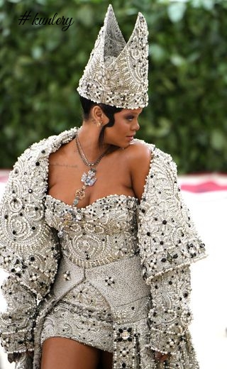 May The Slay Be With You! Check Out Rihanna’s Pope Inspired Outfit To The #METGALA