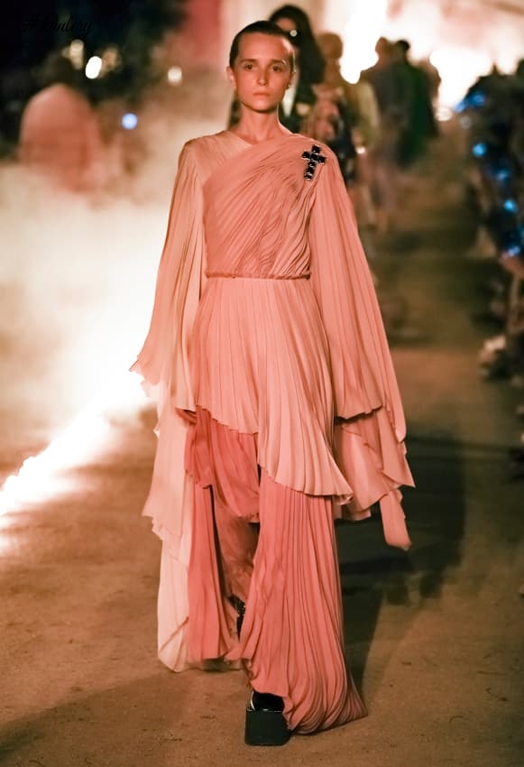 See Looks From Gucci’s Cruise 2019!