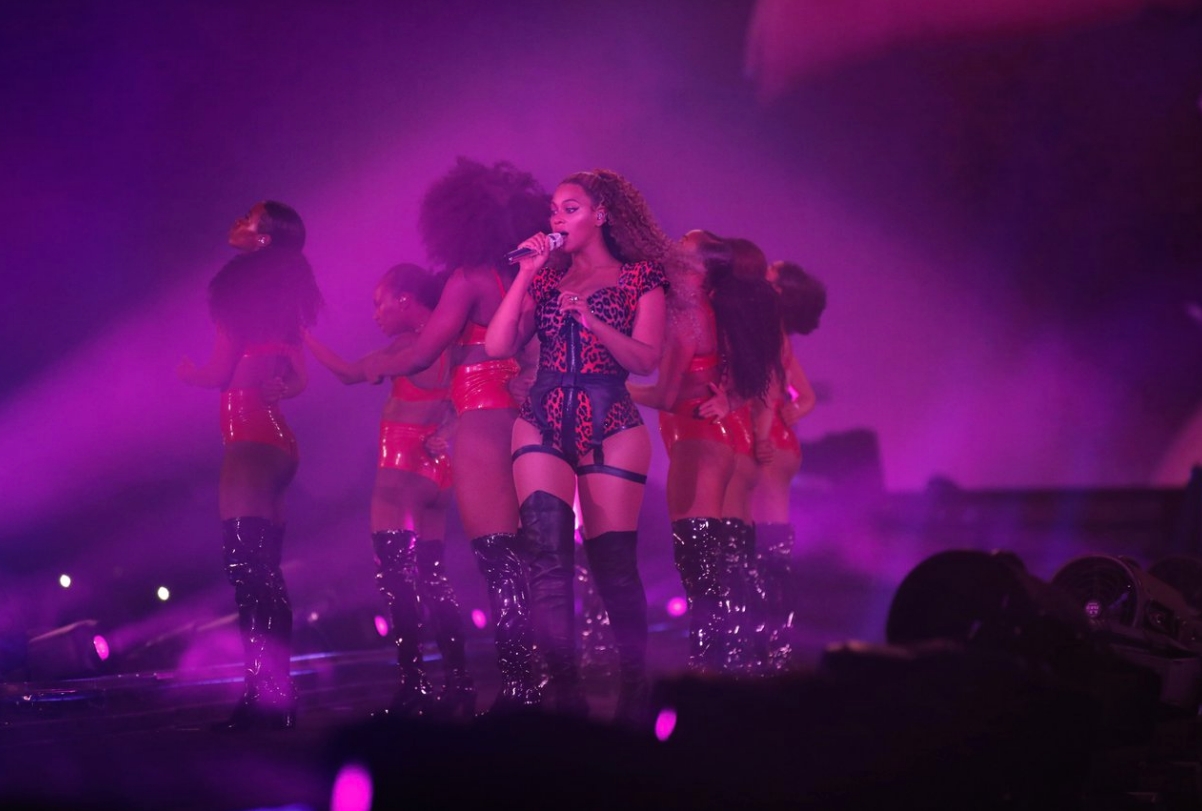All The Beyonce & Jay-Z Moments From The “On The Run II” Tour In Cardiff