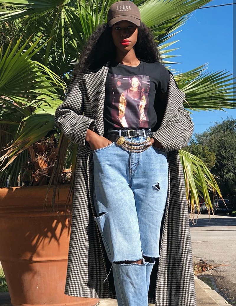 This One Single Entrepreneur Is Modernizing Aaliyah’s Baggy Jeans Style & It Possibly Could Be The Next Trend